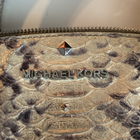 Michael Kors Metallic Gold & Black Python Embossed Leather purse - Picture 2 of 8